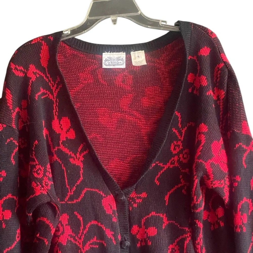 The Villager Long Sleeve Black/Red Floral Print Button Down Cardigan Sweater. Lg